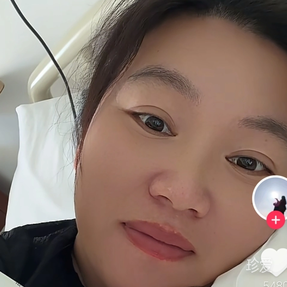 夜空中的小太阳