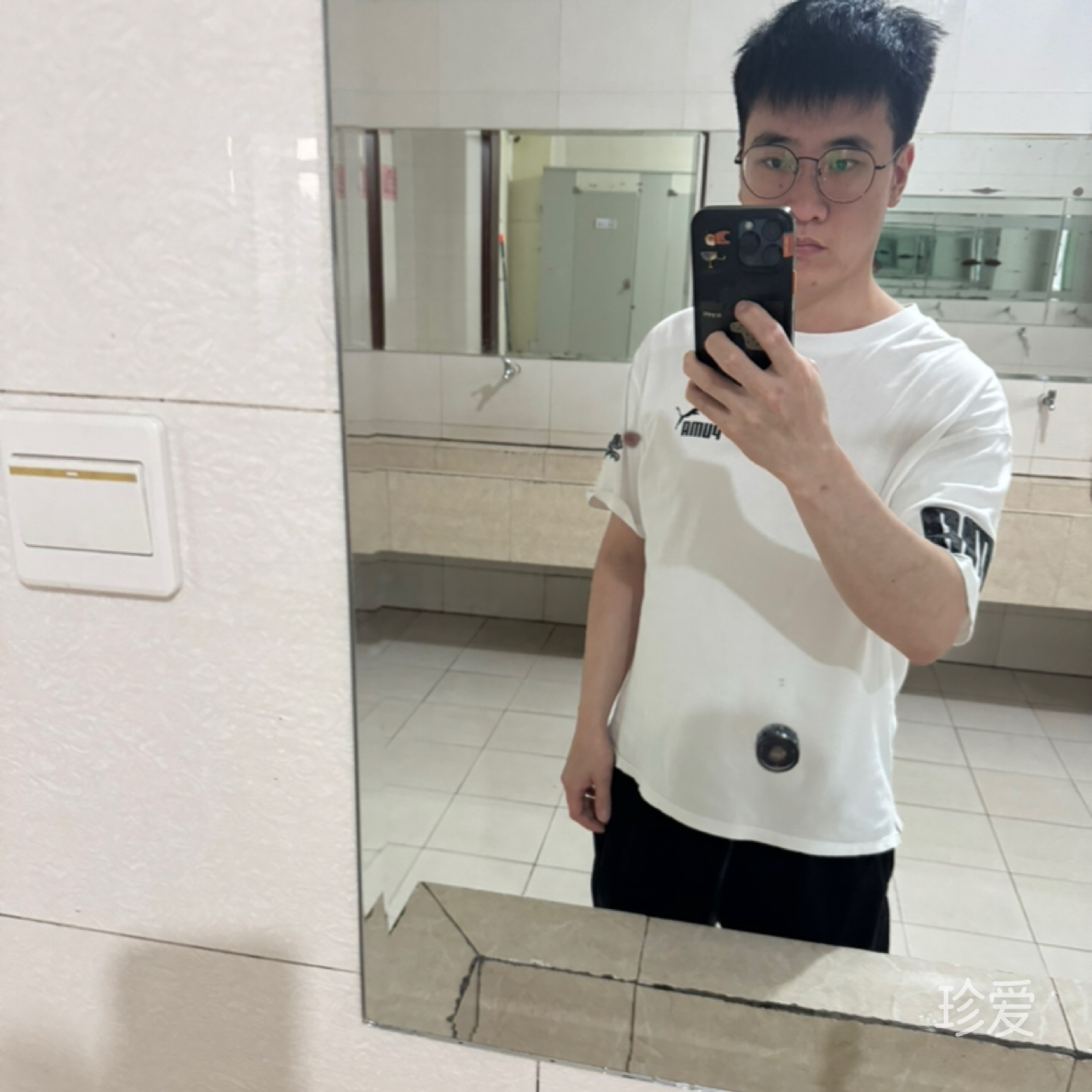 朝阳男孩