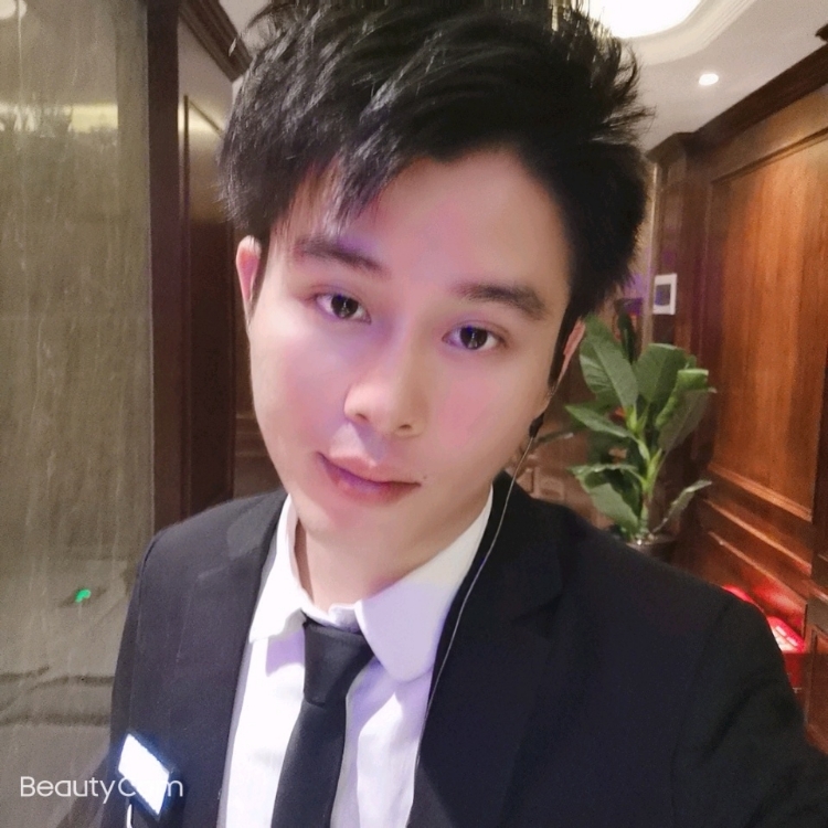 夏天的優(yōu)傷