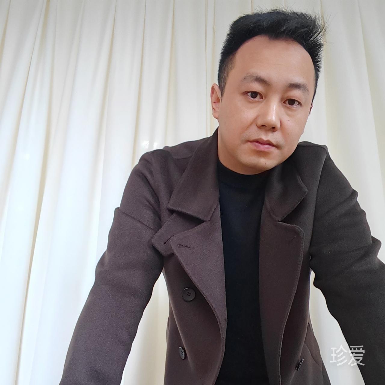 山下的人