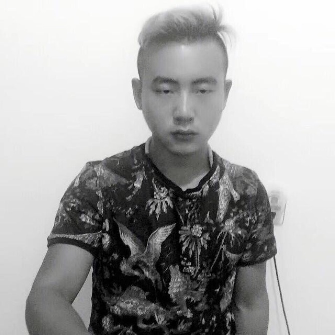 看窗望海思一人