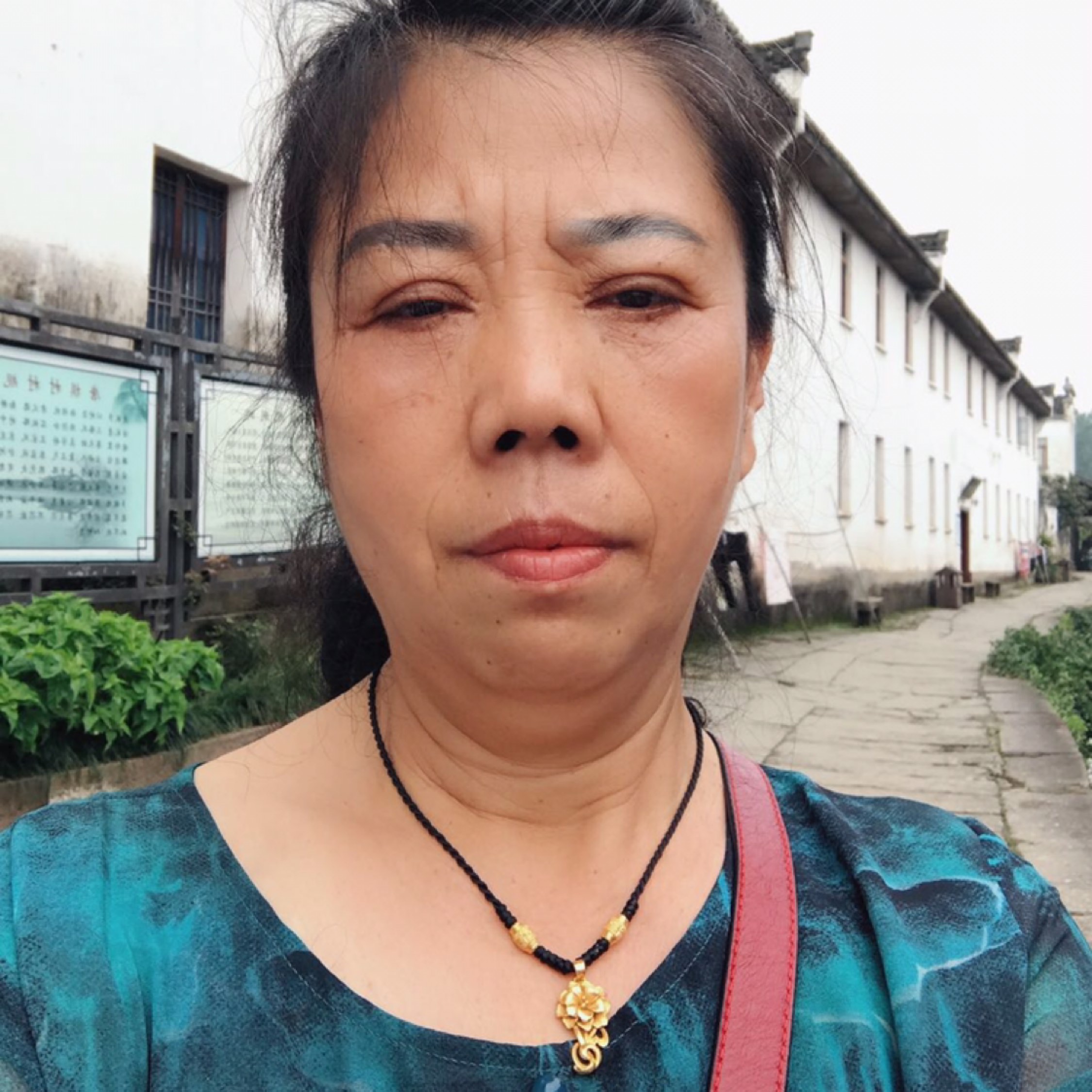 悲傷亦如此傾城