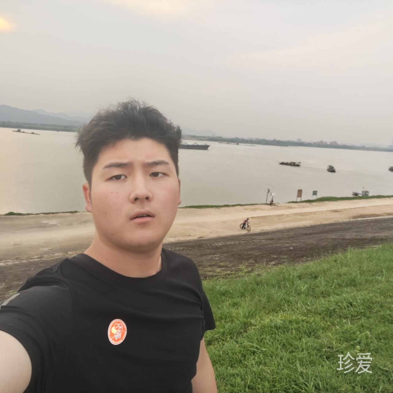余钊