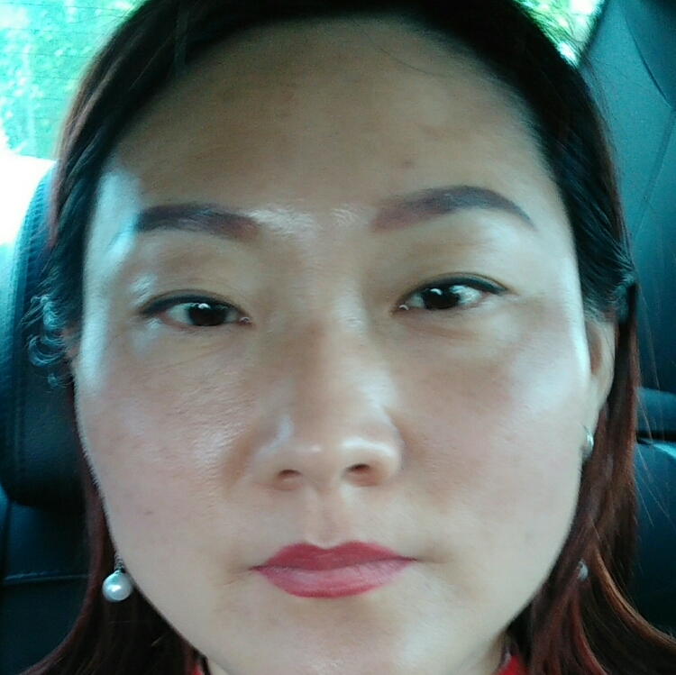 玲瓏溫柔的玉蘭