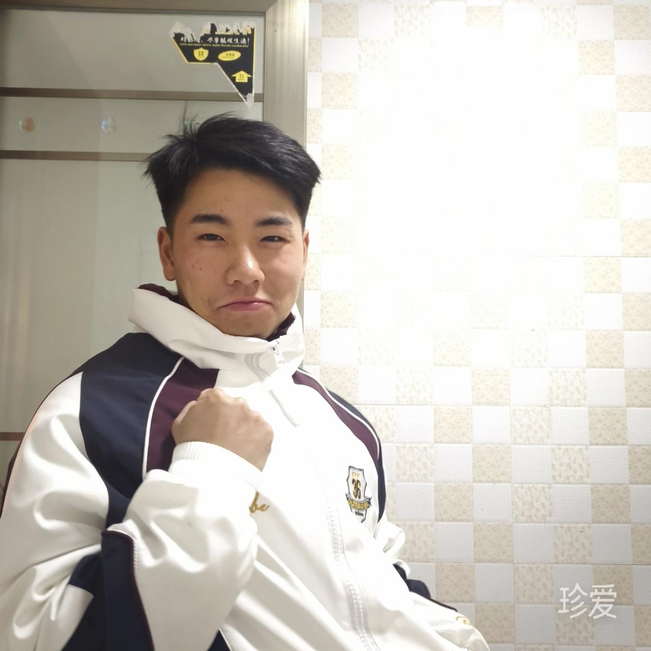 朱墨弦