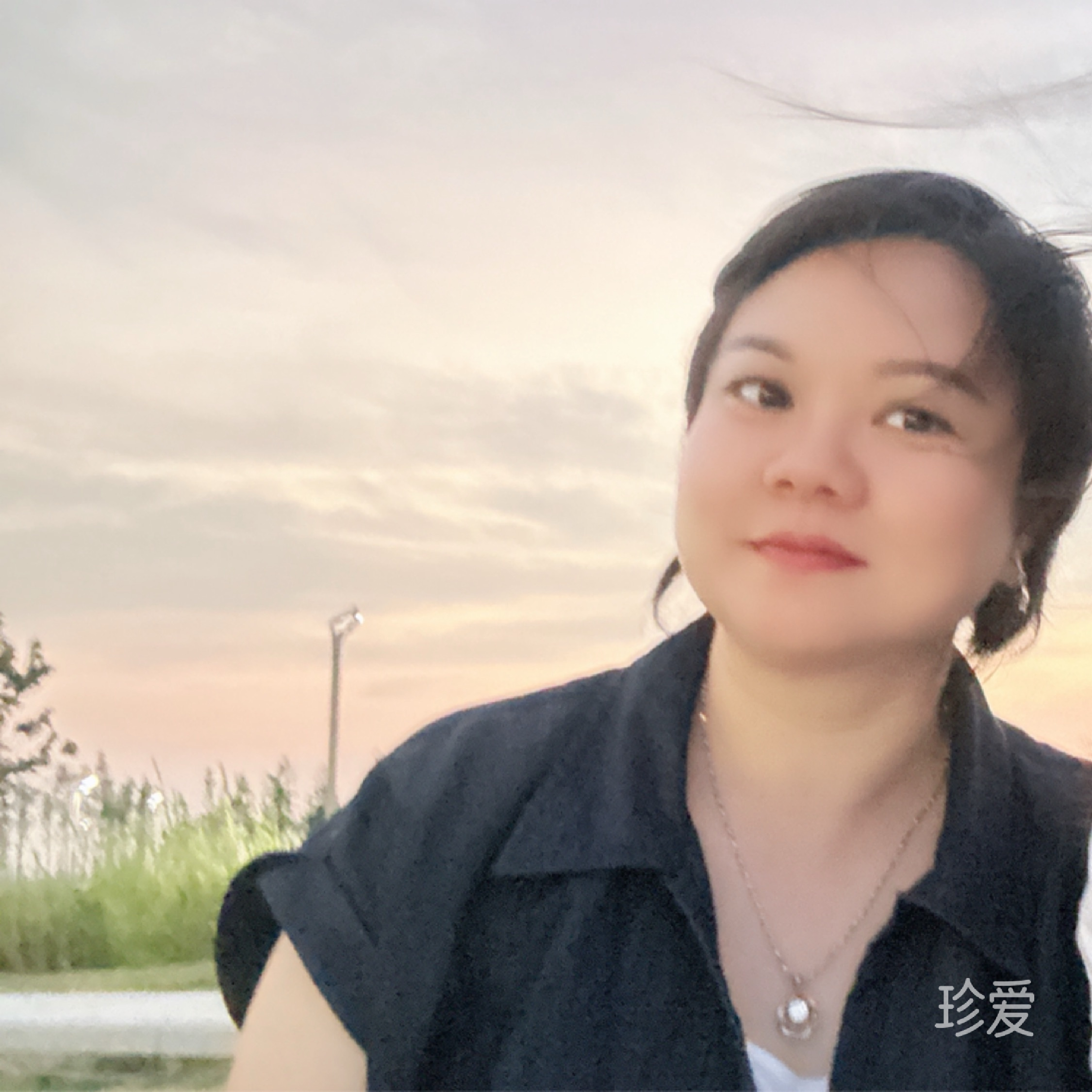 玲小九