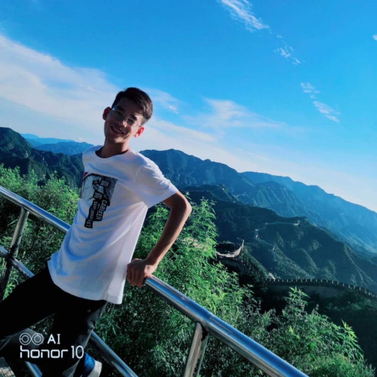 相識(shí)未相見(jiàn)