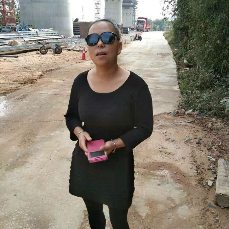 我需要一个肩膀