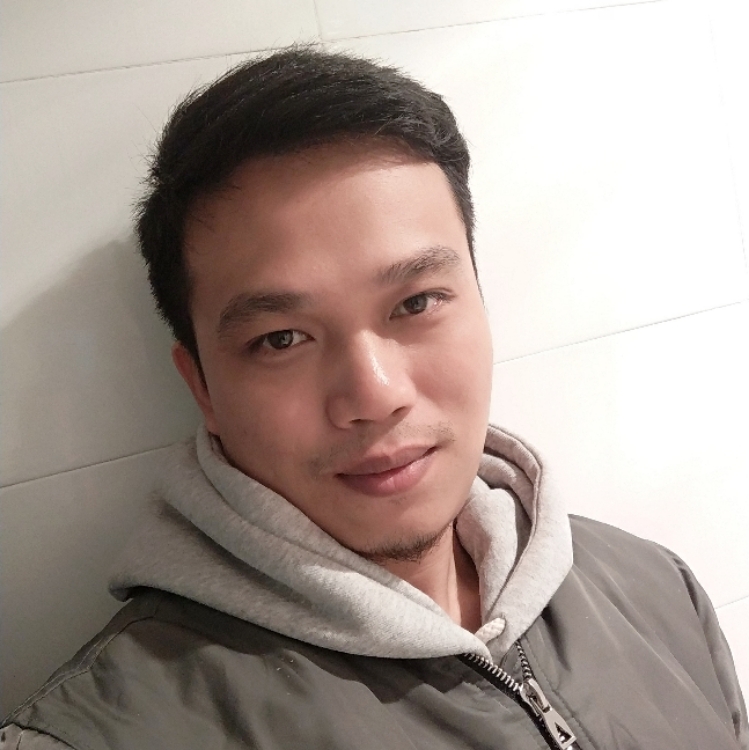 嘿嘿黑黢黢