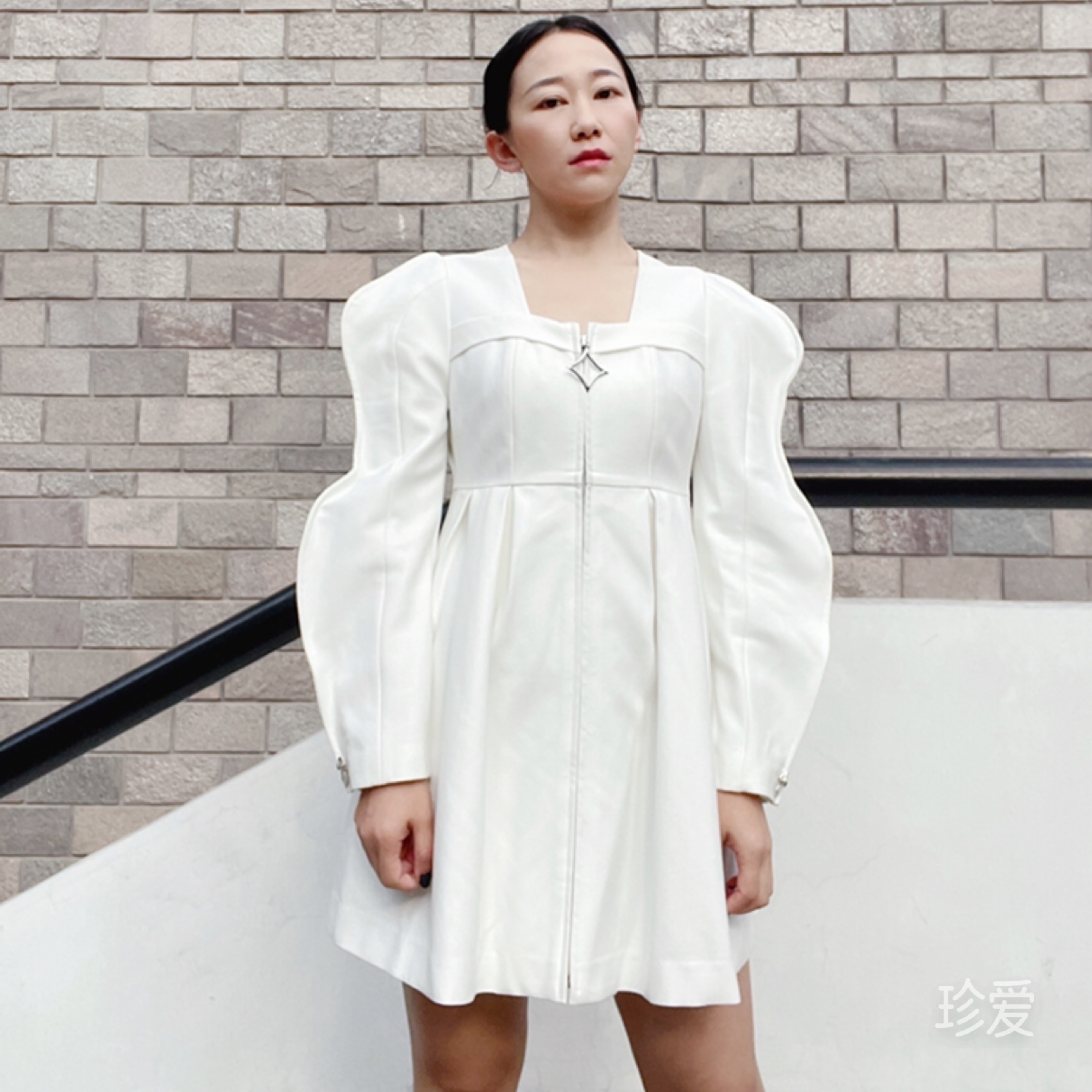 海藍(lán)不見鯨