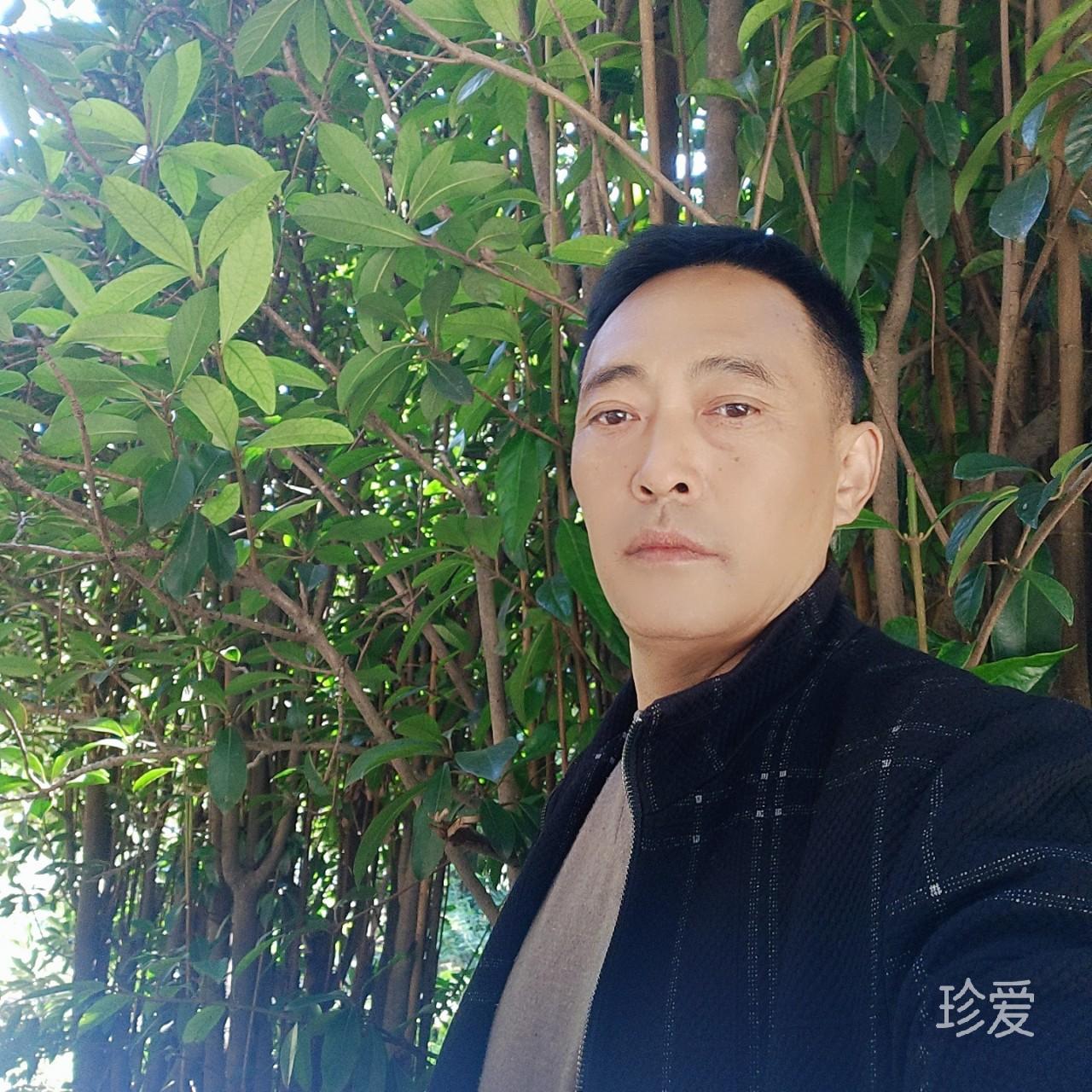 杨尤彬