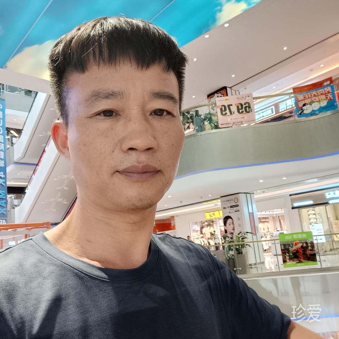 刘伟强