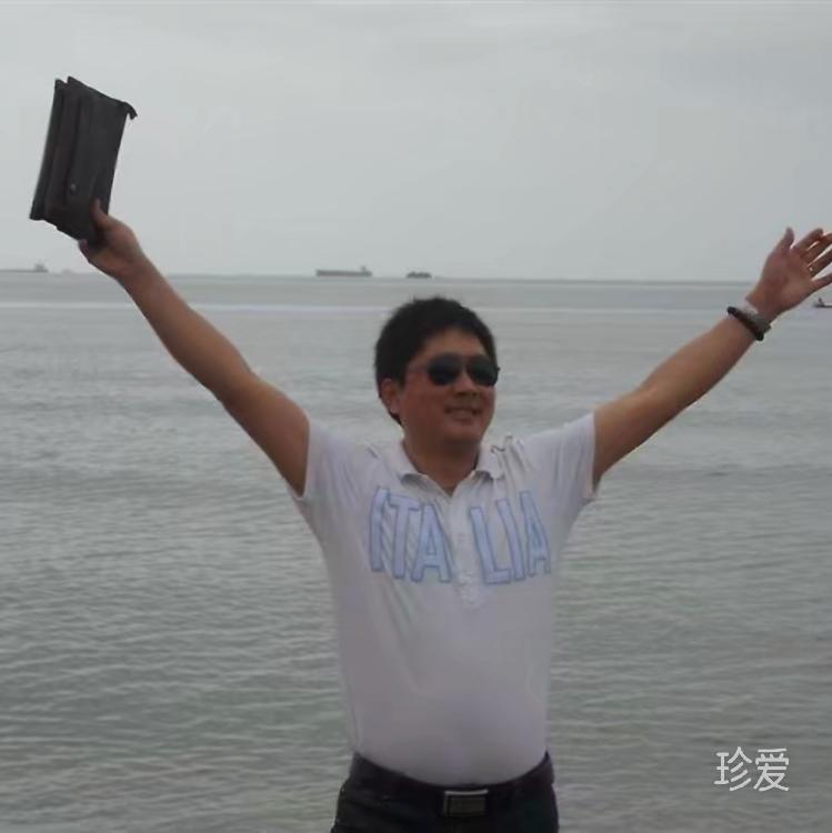 笑起的