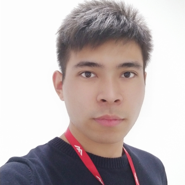 点背男孩