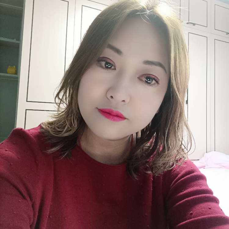 風雨中的野百合