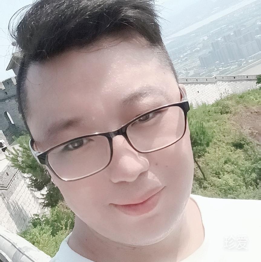 想和你一起牵手手