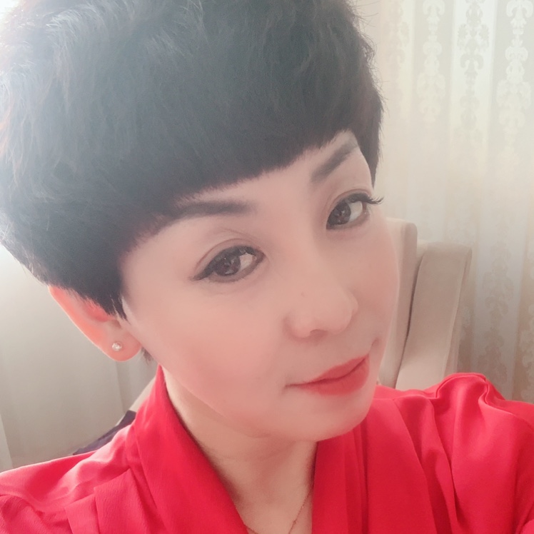 蓝齐儿