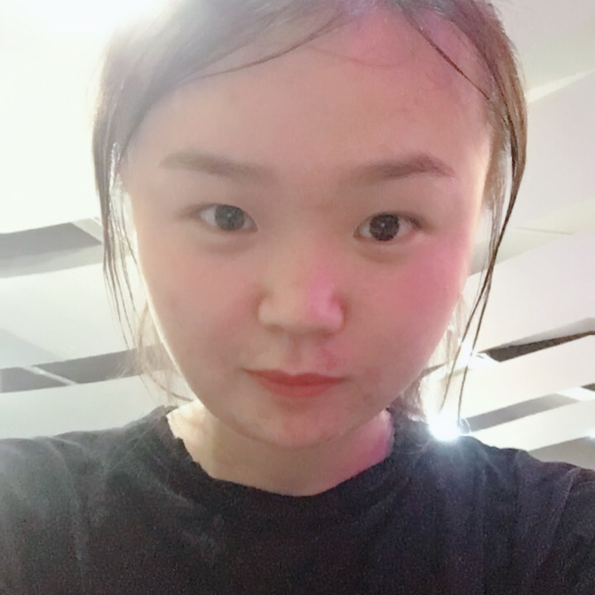 后海有树的院子