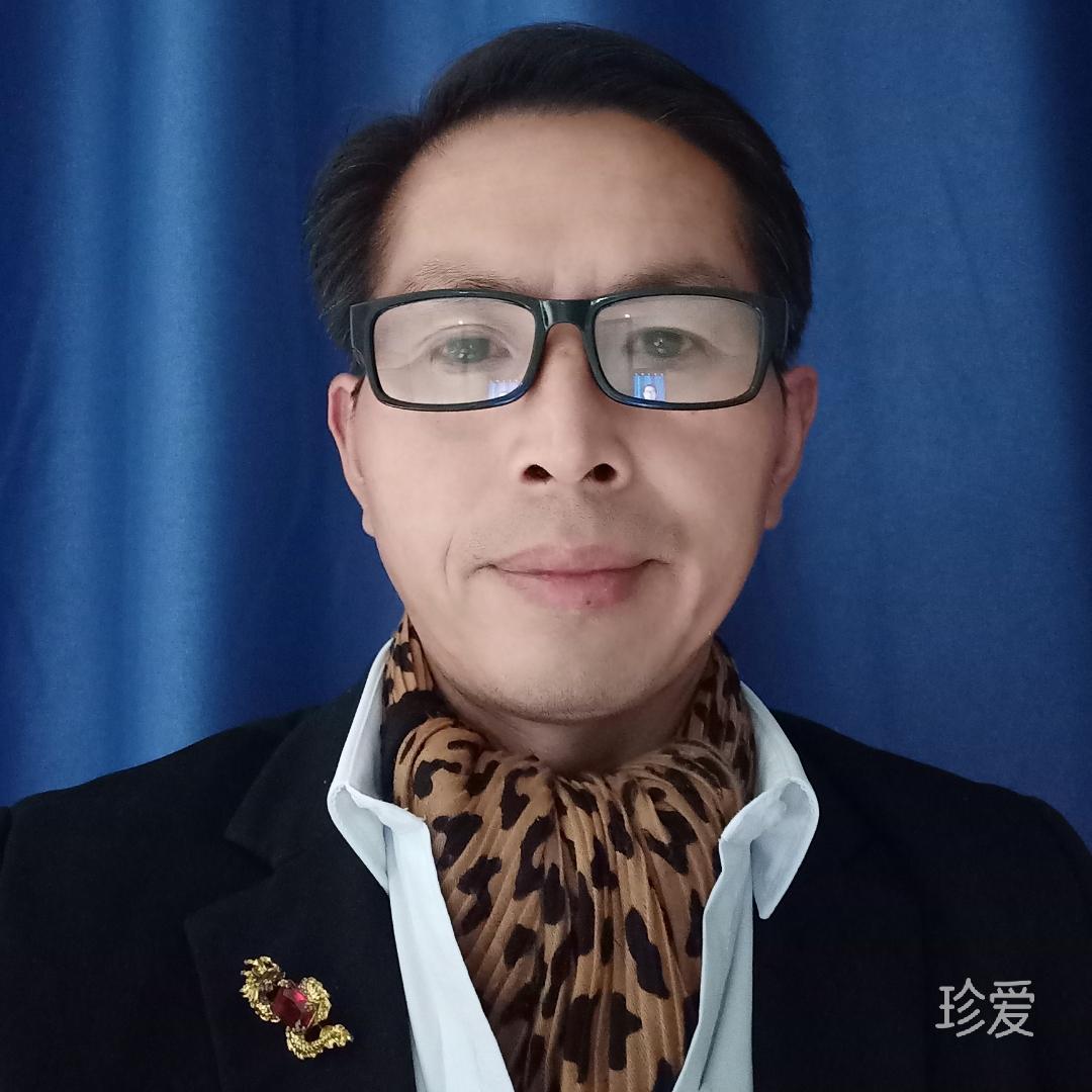 红心照亮东方