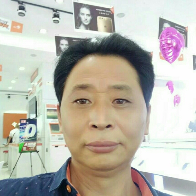 男人胸懷一像山