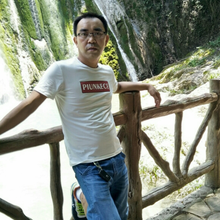 一個(gè)人的舞臺