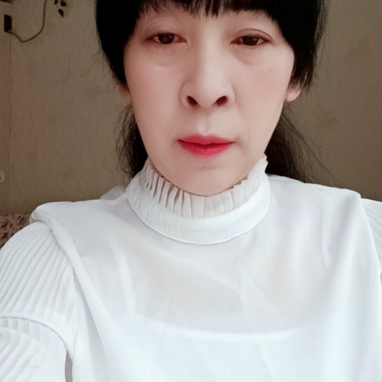 找個(gè)人愛我