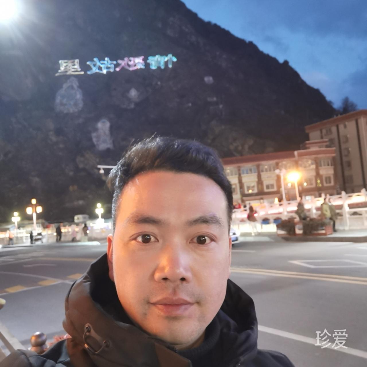 更加努力的先生