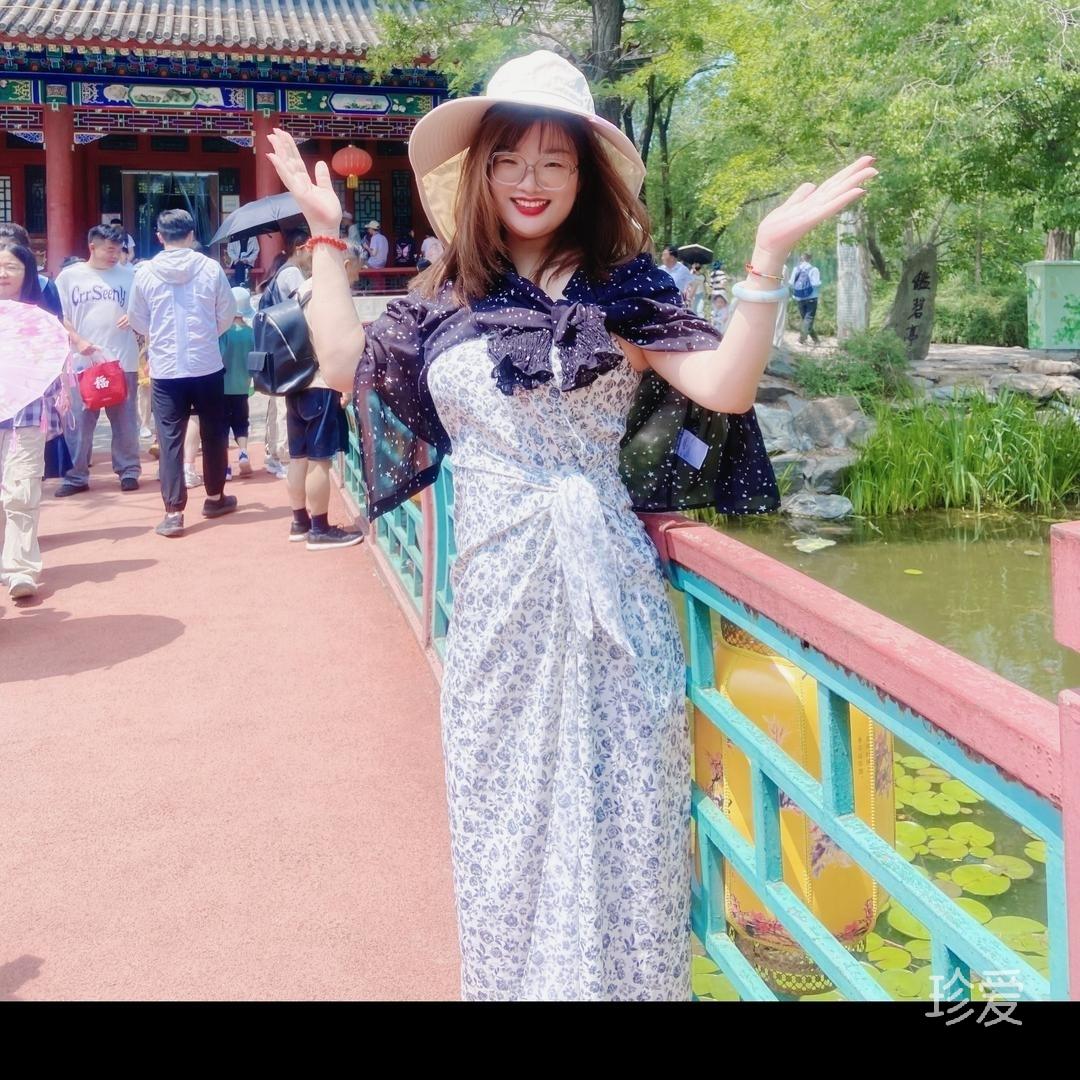 采蘑菇的小火柴
