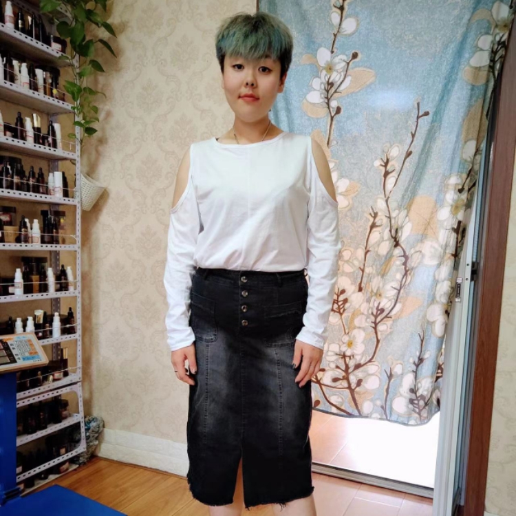 爱吃西瓜的猫猫