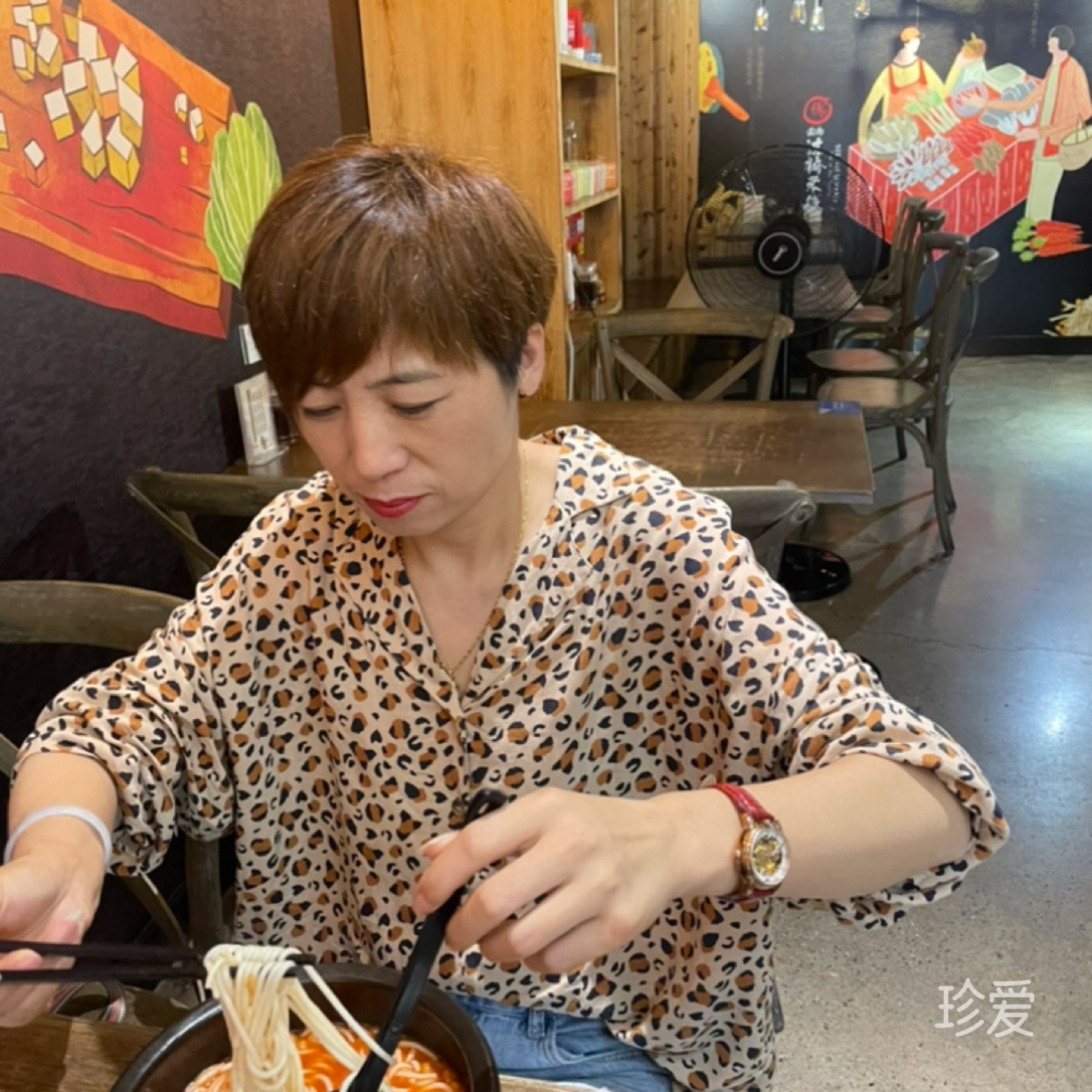 落花似無(wú)情