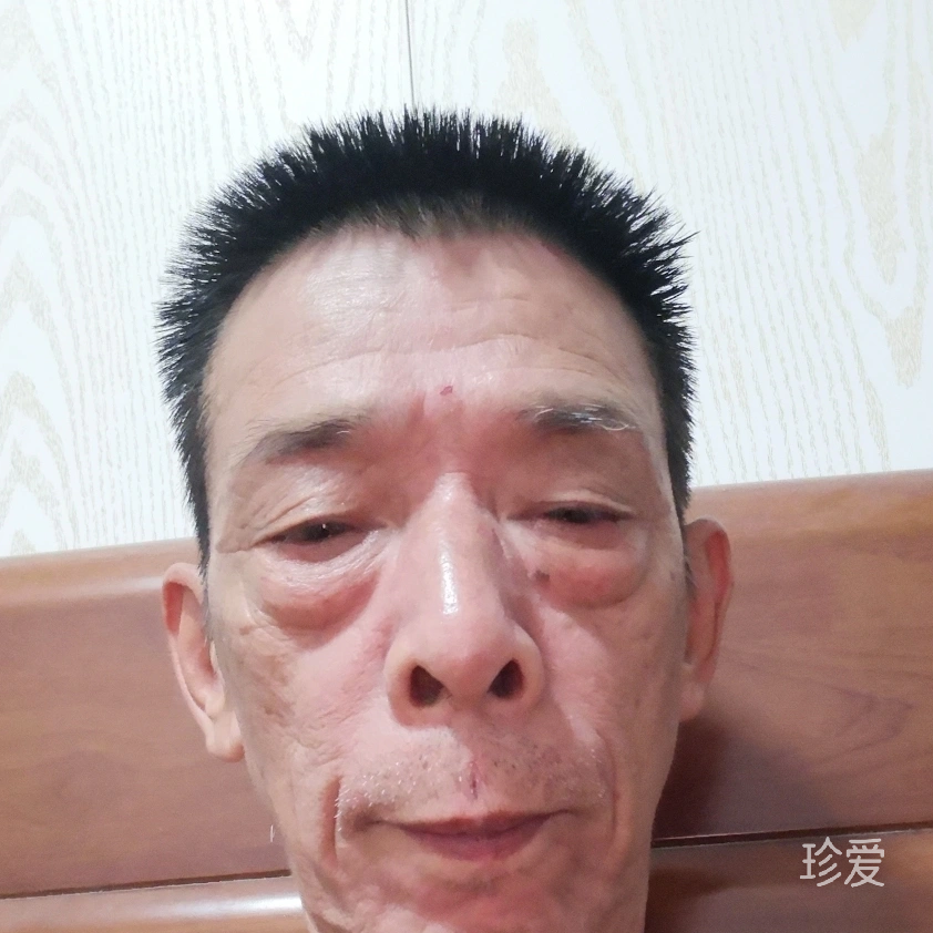 白云飄飄