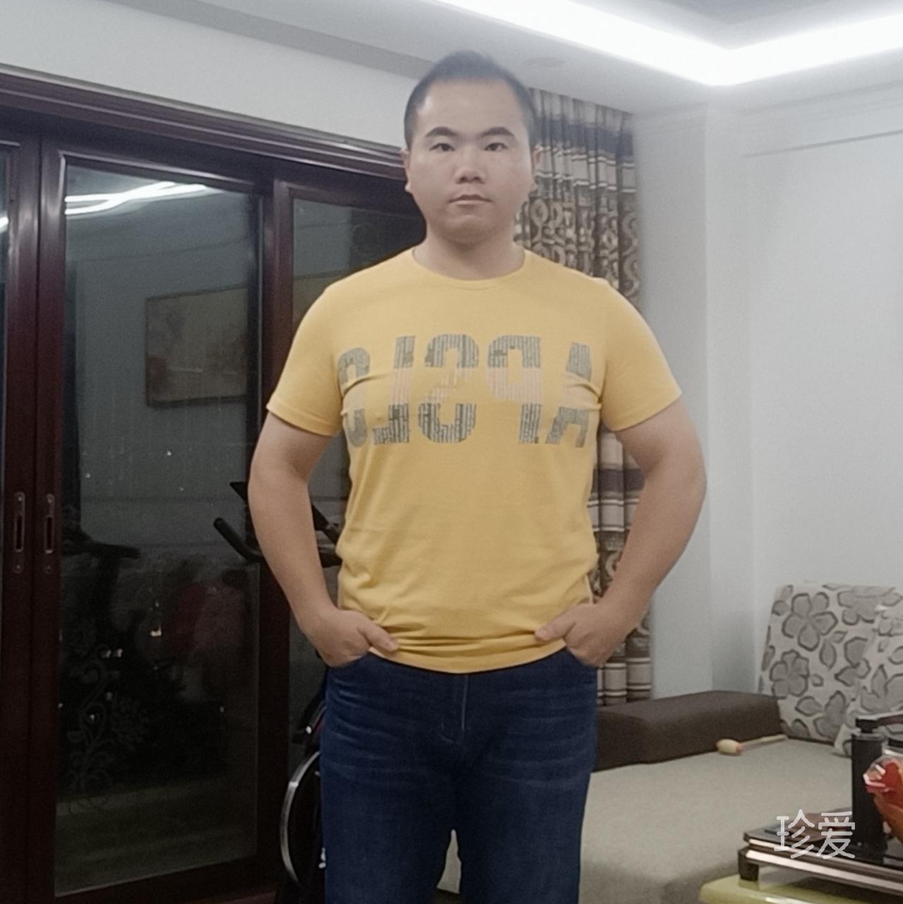 开拖拉机的老菜