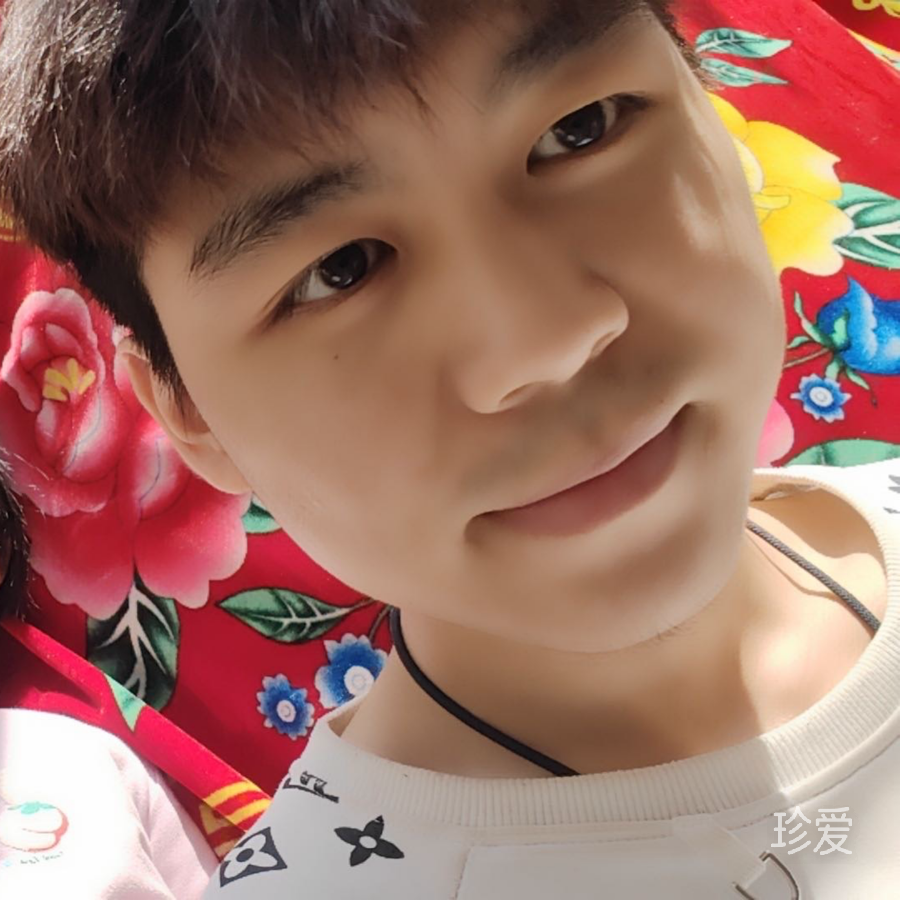 香烟弥漫着肺