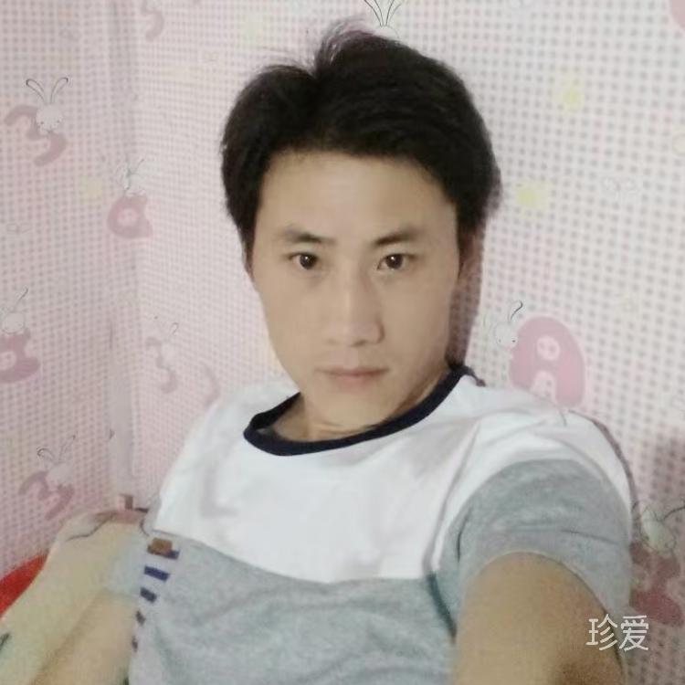 在青岛努力的大池
