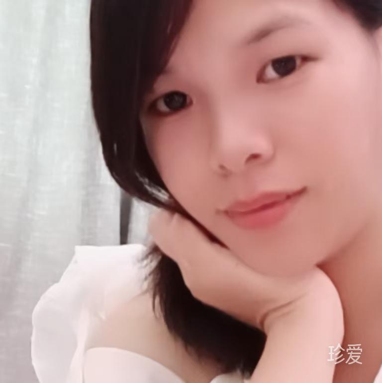 一朵天上的云