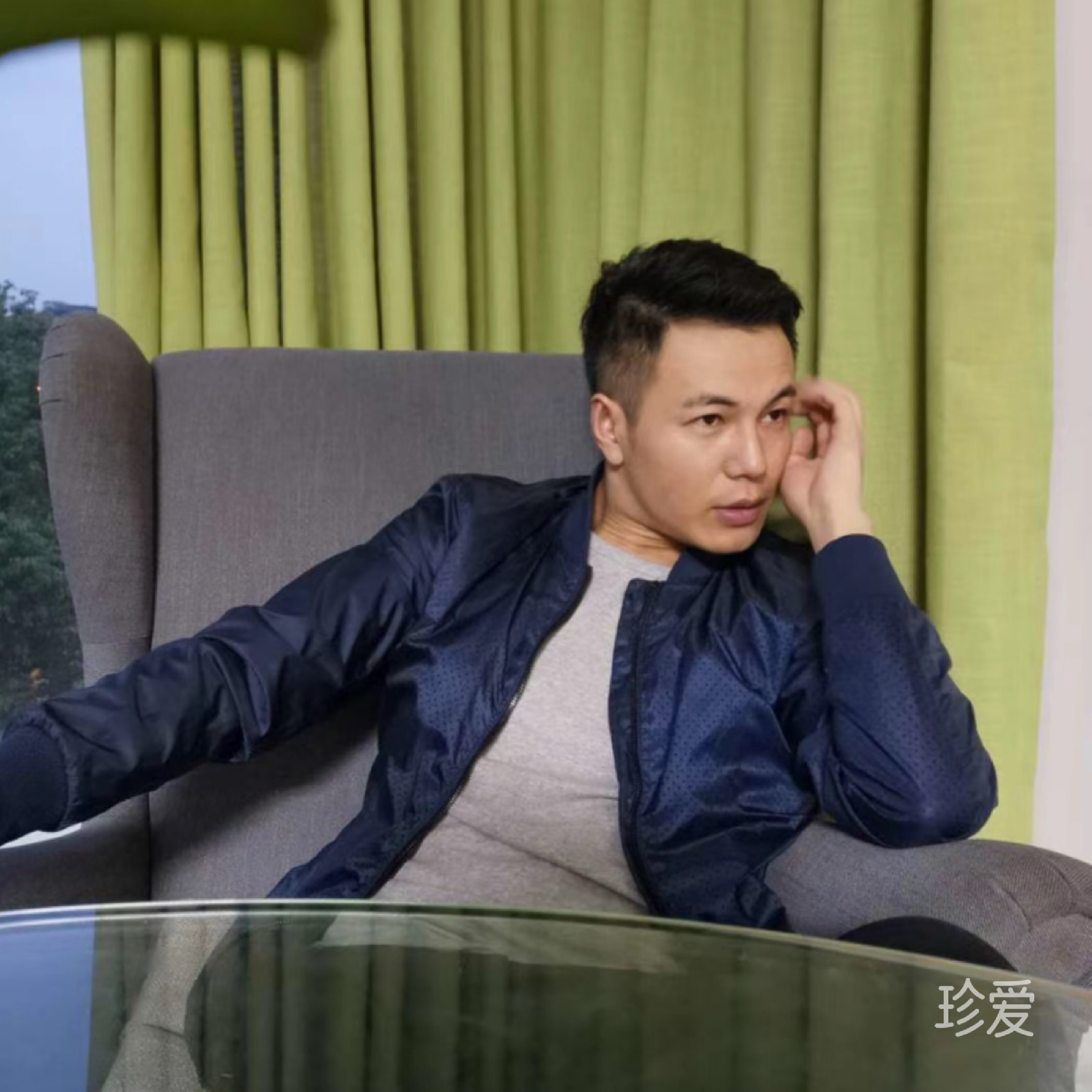 我和先生很熟