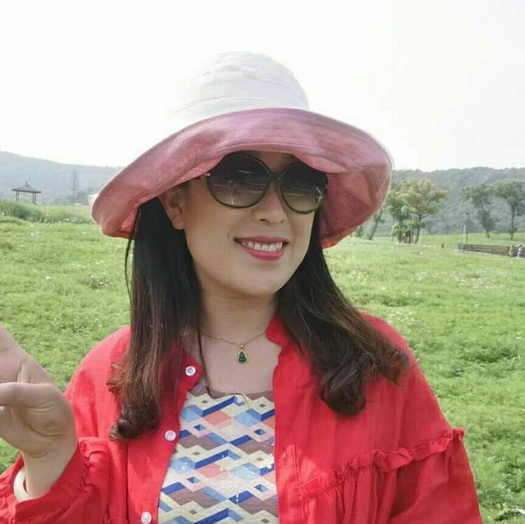 有愛(ài)的人自帶光芒