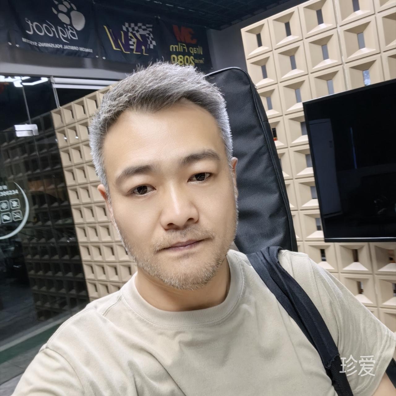 Y先生