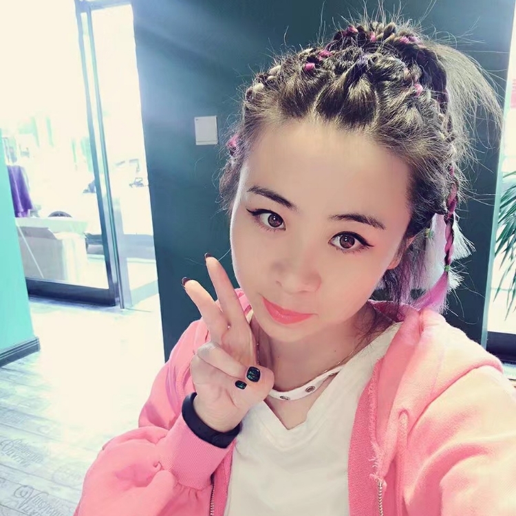 薇薇一笑很傾城