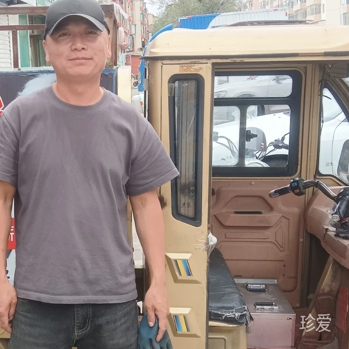 一个送快递的人