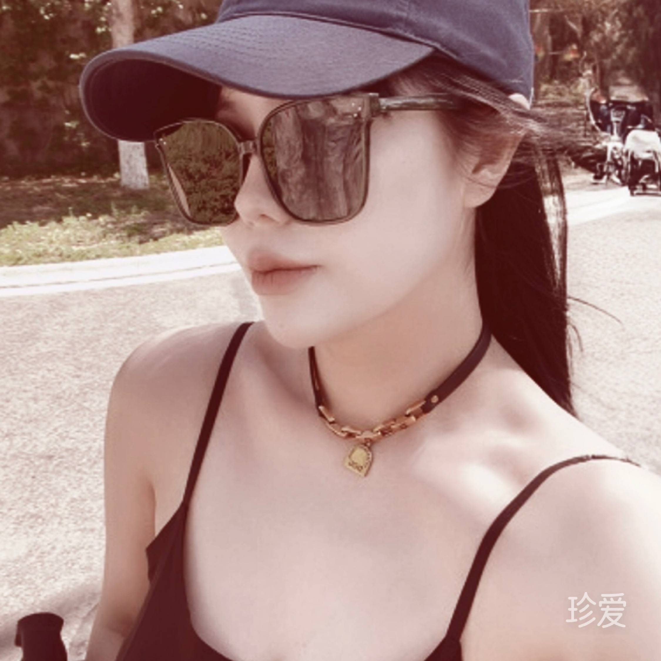 仰头止泪