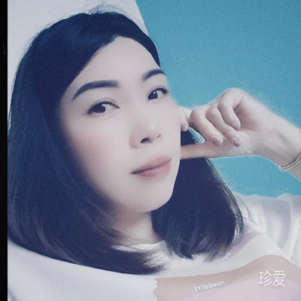 暴雨中奔跑的傻姑