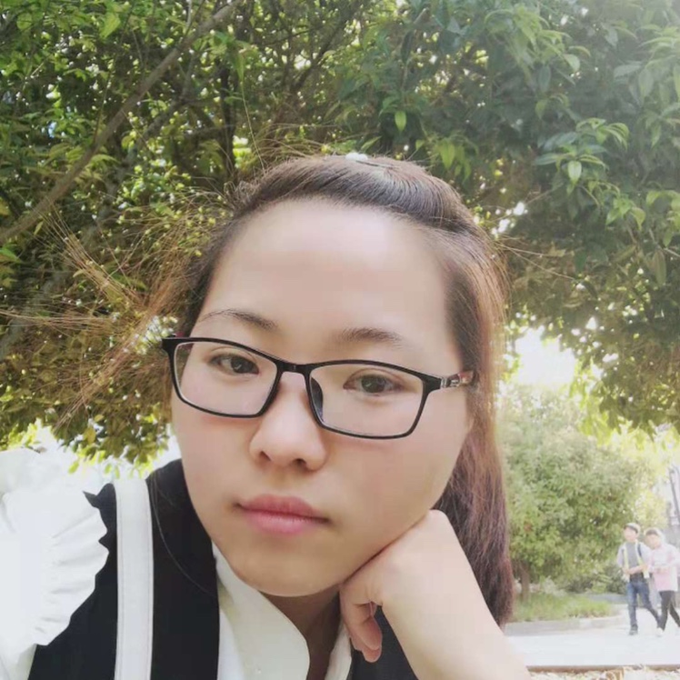 素顏為誰(shuí)妝