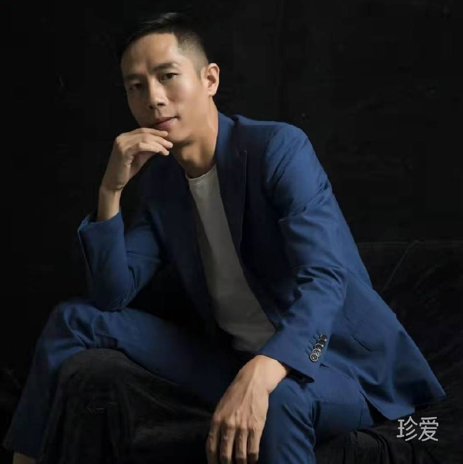 阿泽 