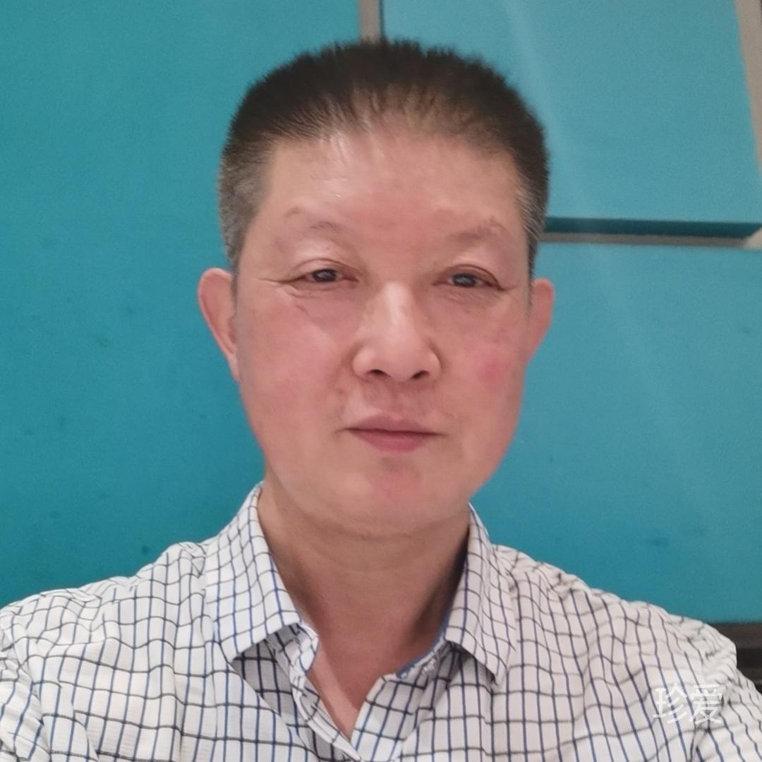 寂寞爱上我