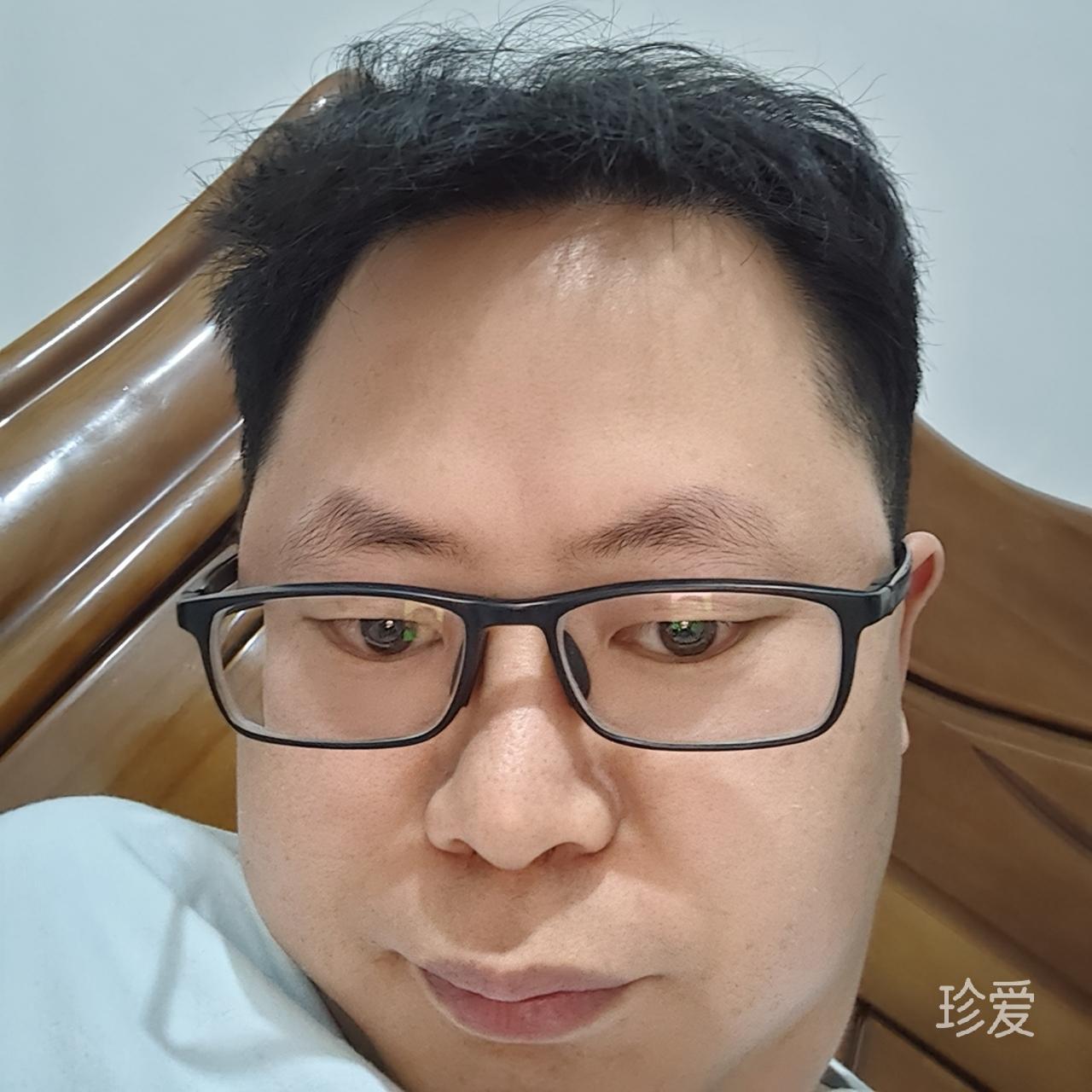 巴国男人