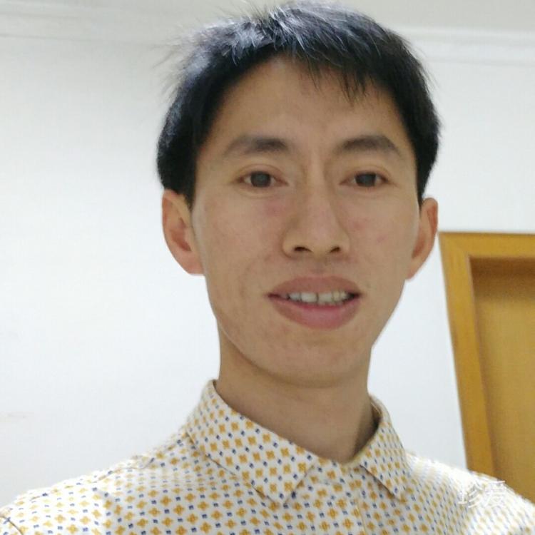 檸檬樹盛開往日花