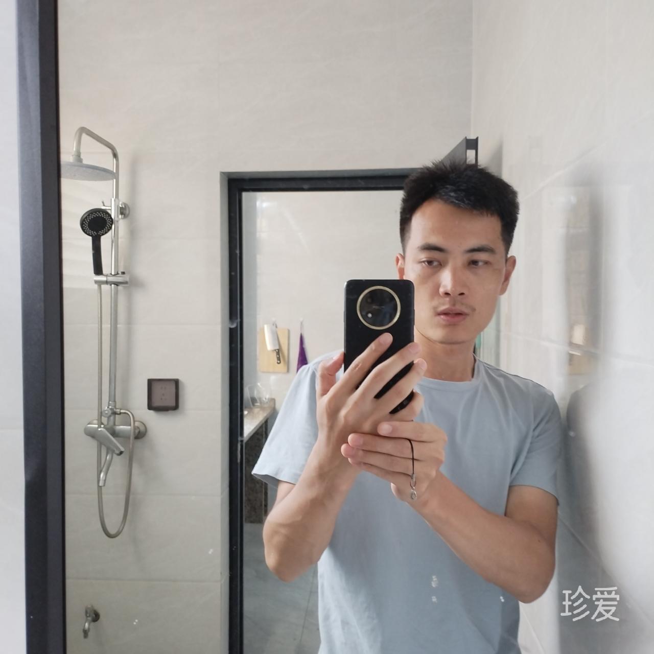 一杯淡淡的清茶