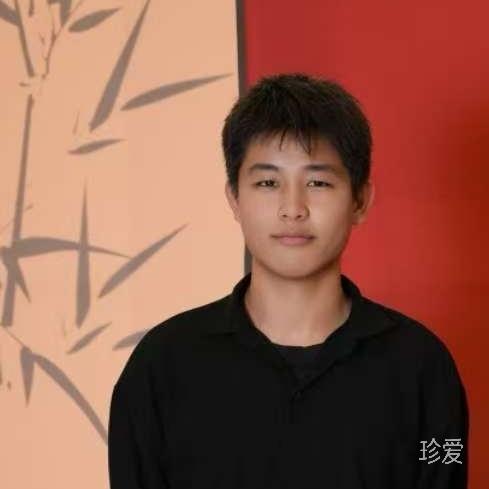 在等待
