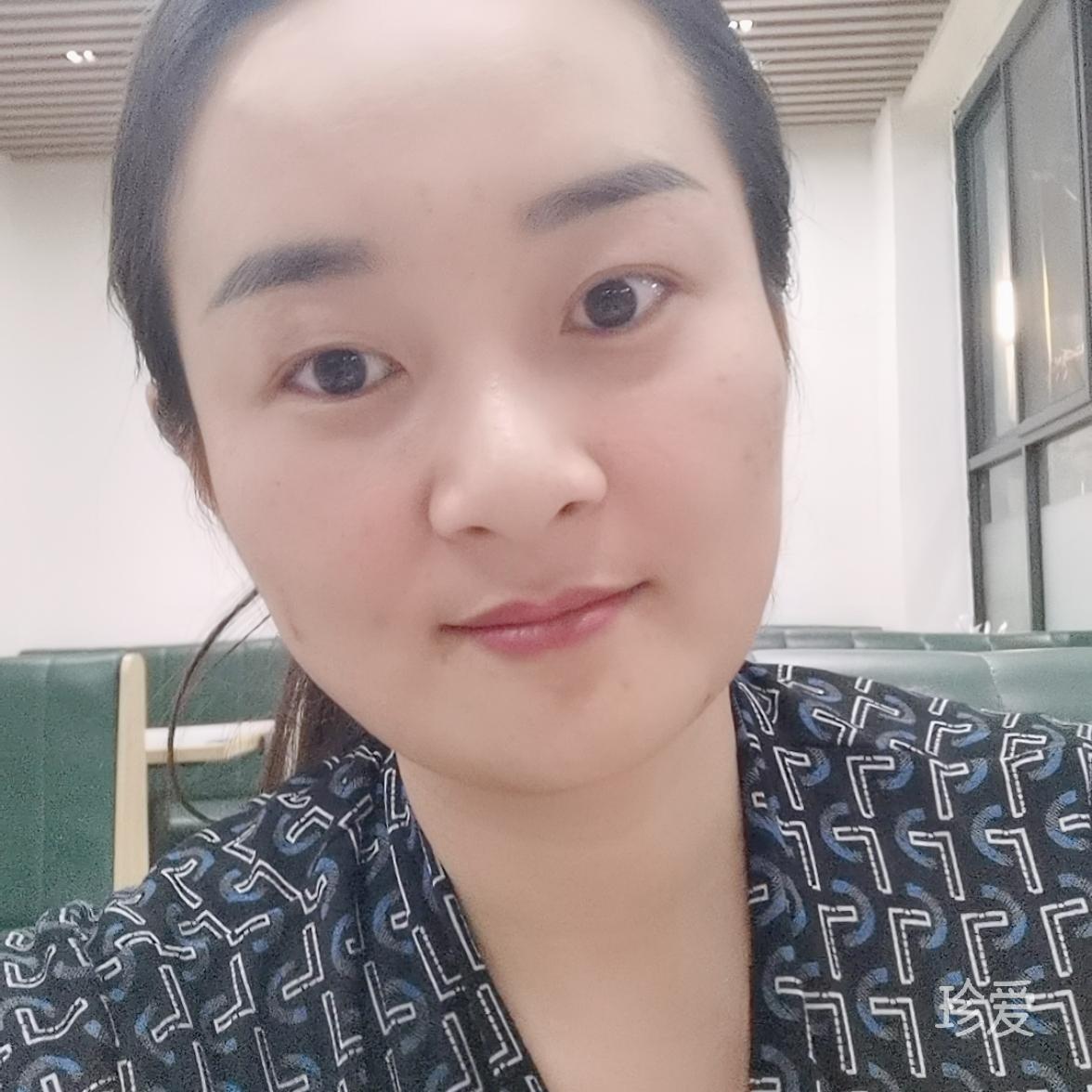 刺眼的眼光